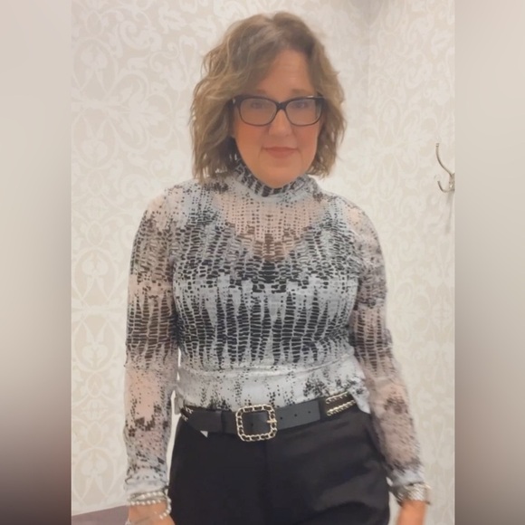 WHBM Sheer Python  Mockneck size L - Picture 4 of 4